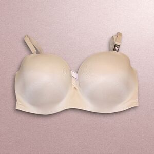 Body By Victoria's Secret  Strapless Convertible Bra